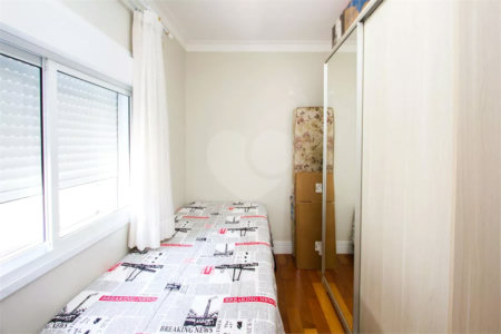Sobrado à venda com 4 quartos, sendo 1 suíte, em Chácara Santo Antônio (zona Sul), São Paulo, SP