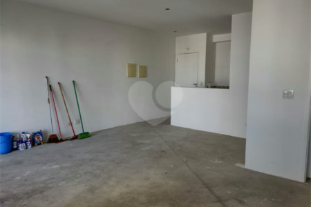 Apartamento à venda com 2 suítes em Vila Andrade, São Paulo, SP