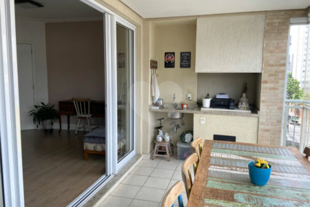Apartamento à venda com 3 suítes em Lapa, São Paulo, SP