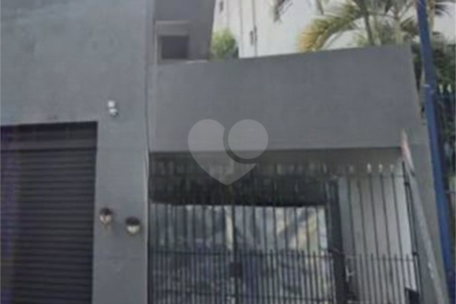 Casa à venda com 3 quartos em Carandiru, São Paulo, SP