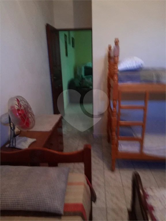 Casa Térrea à venda com 2 quartos, sendo 1 suíte, no Centro, Itanhaém, SP