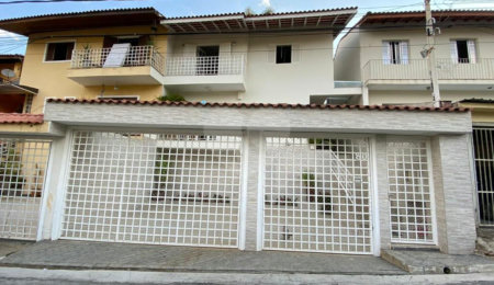 Sobrado à venda com 3 quartos, sendo 1 suíte,  em Horto Florestal, São Paulo, SP