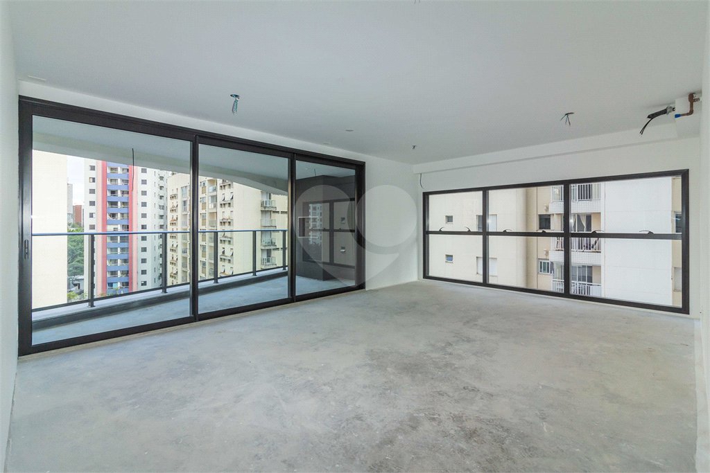 Apartamento à venda com 3 suítes em Vila Olímpia, São Paulo, SP