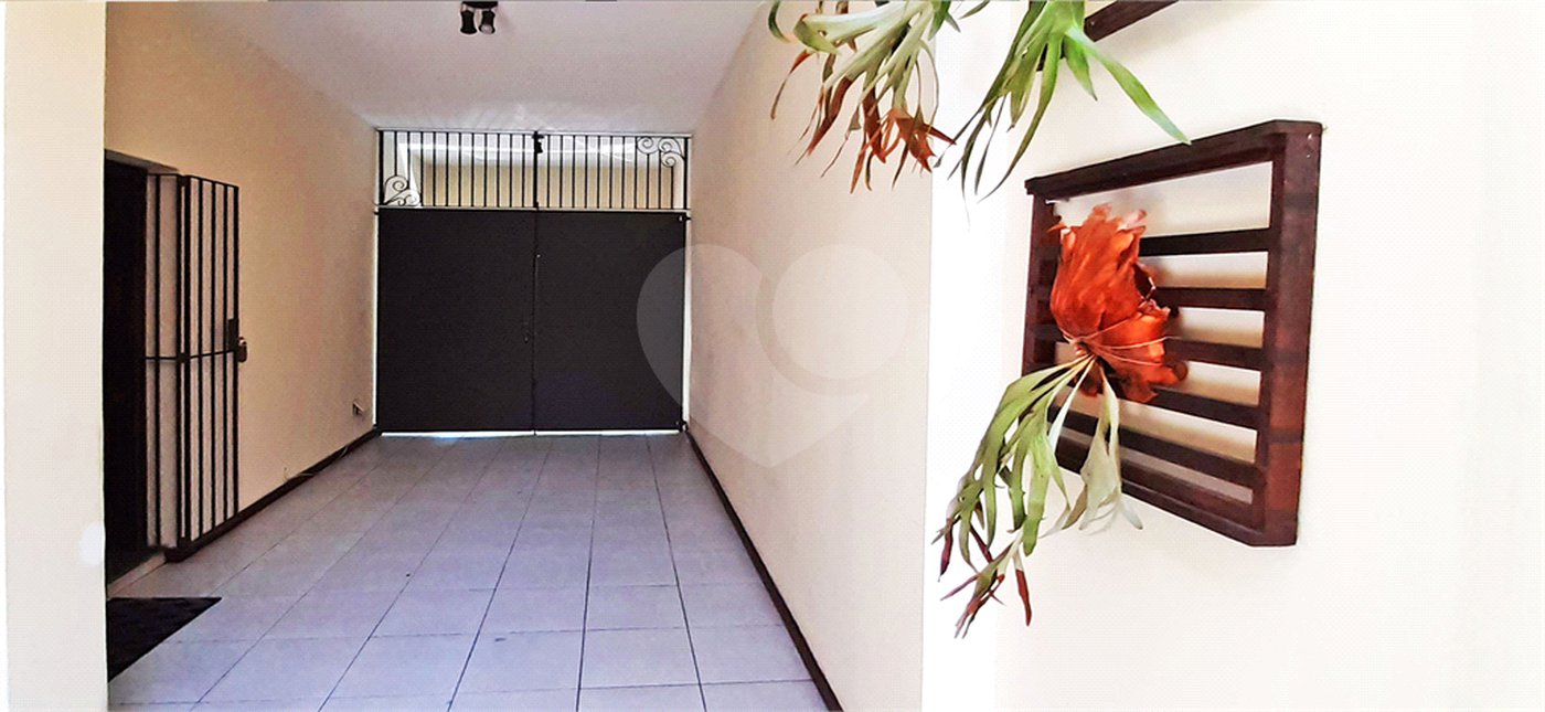 Casa à venda com 4 quartos, sendo 2 suítes, em Planalto Paulista, São Paulo, SP