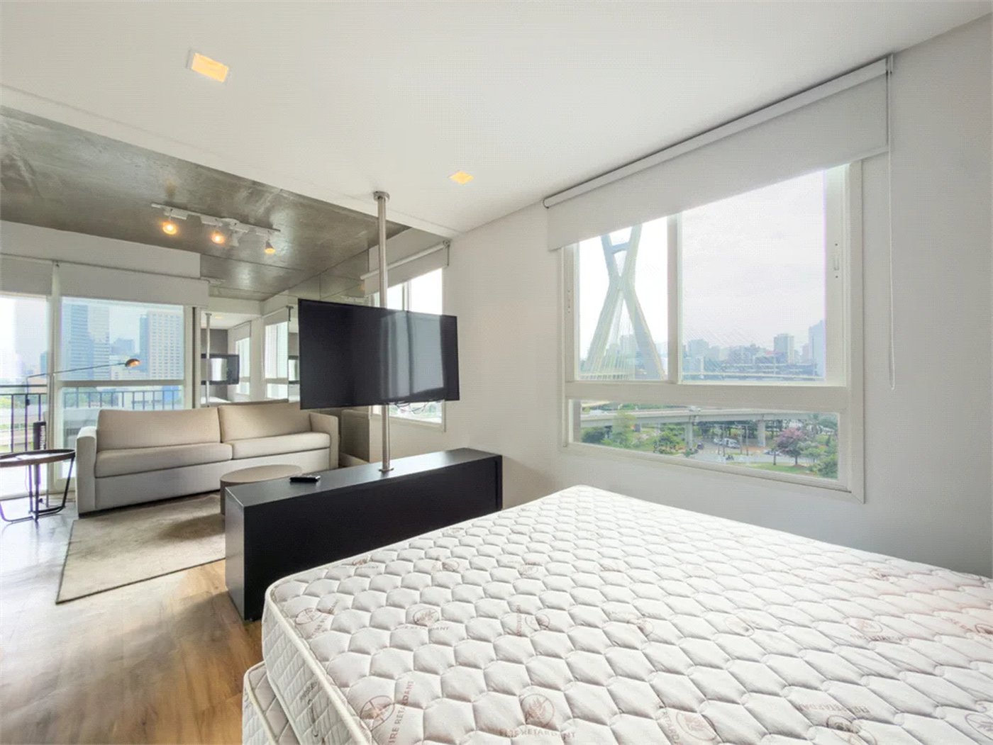 Apartamento à venda com 1 suíte em Cidade Monções, São Paulo, SP