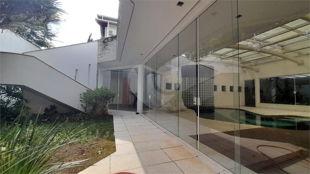 Sobrado à venda com 6 quartos, sendo 5 suítes, no Centro, São Bernardo do Campo, SP