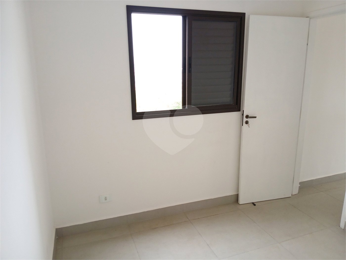 Apartamento à venda com 1 quarto em Vila dos Remédios, São Paulo, SP
