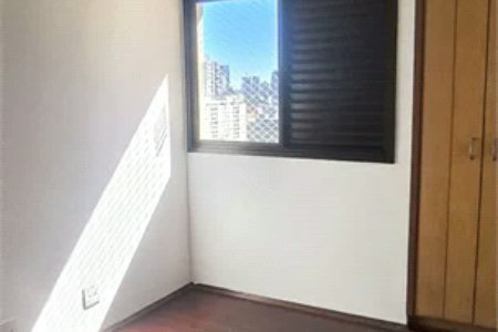 Apartamento à venda com 3 quartos, sendo 1 suíte, em Pinheiros, São Paulo, SP