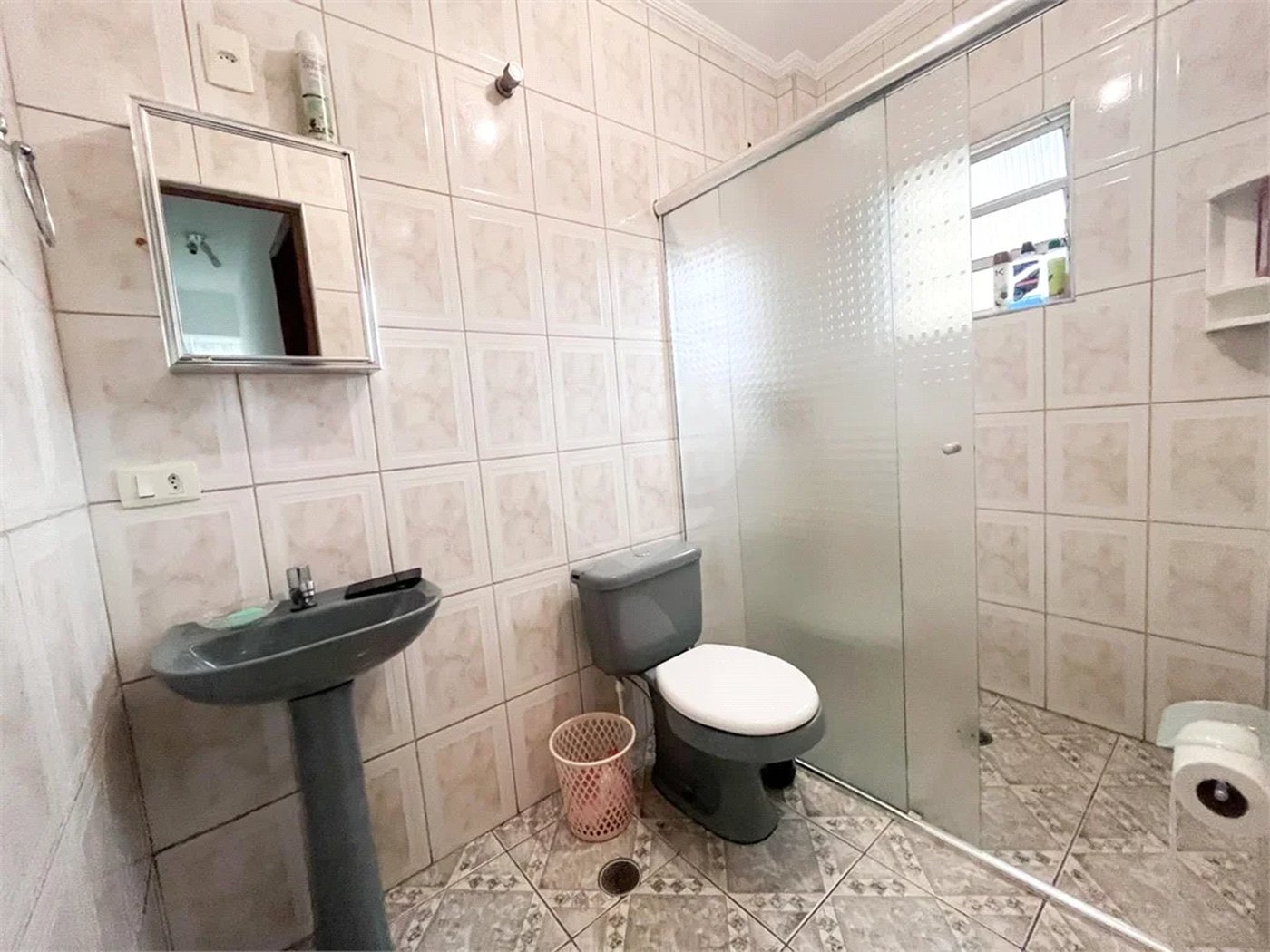 Casa à venda com 4 quartos, sendo 2 suítes, em Jardim São Paulo(zona Norte), São Paulo, SP