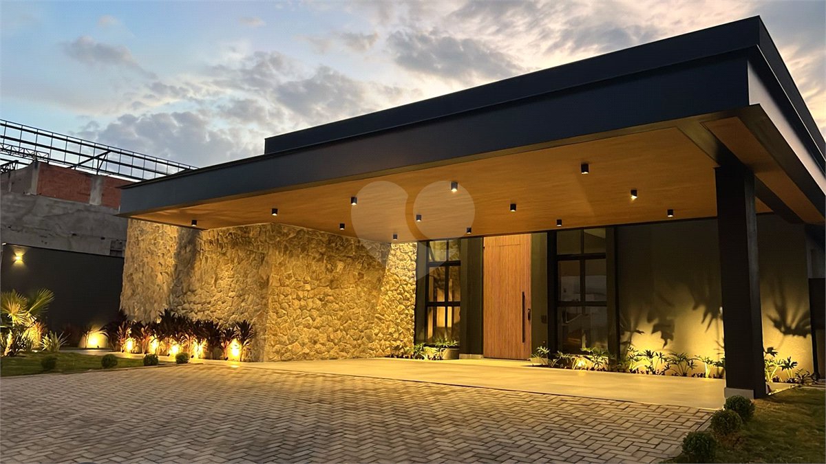 Casa à venda com 4 suítes no condomínio Residencial Saint Patrick, Sorocaba - SP