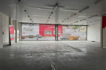 Prédio para alugar no Centro, Poá, SP
