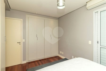 Apartamento à venda com 3 suítes em City América, São Paulo, SP
