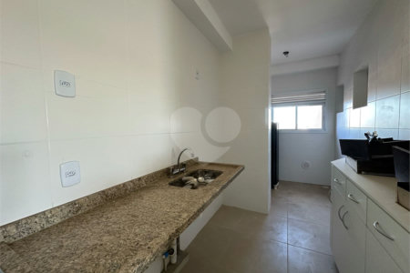 Apartamento à venda com 3 quartos, sendo 1 suíte, em Vila Macia, Itapetininga, SP
