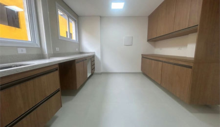 Apartamento com 2 Dormitórios à Venda, 82 M² por R$ 645.000 – Gonzaga – Santos/Sp