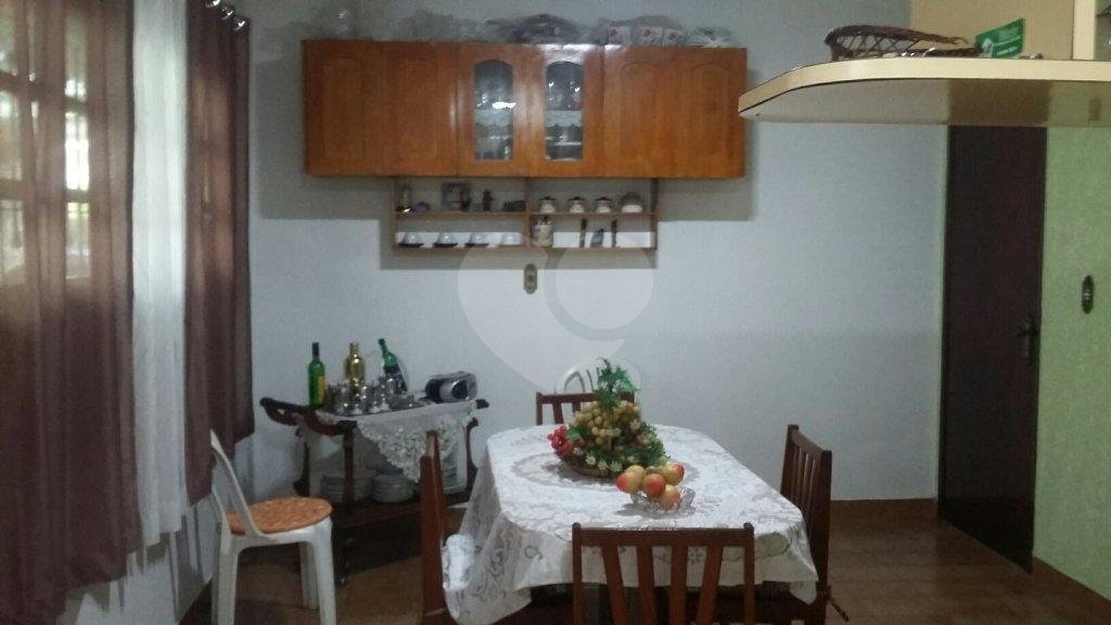 Casa Térrea à venda ou para alugar com 3 quartos, sendo 1 suíte, em Vila Galvão, Guarulhos, SP