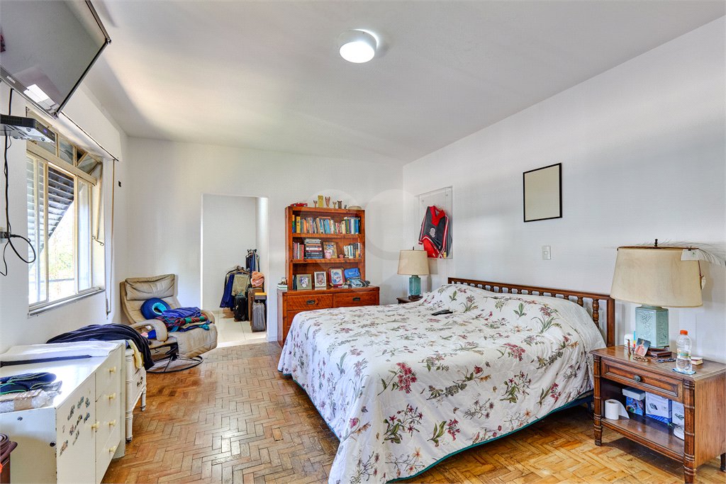 Sobrado à venda com 3 quartos, sendo 2 suítes, em Brooklin, São Paulo, SP