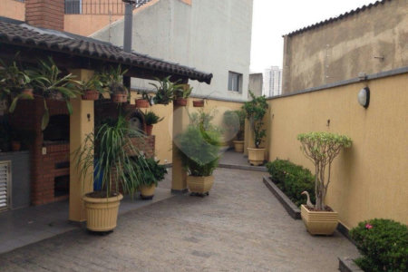 Casa à venda com 3 quartos, sendo 1 suíte, em Jardim Japão, São Paulo, SP
