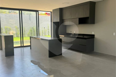 Casa à venda ou para alugar com 4 quartos, sendo 3 suítes,  no condomínio Residencial Milano, Indaiatuba - SP