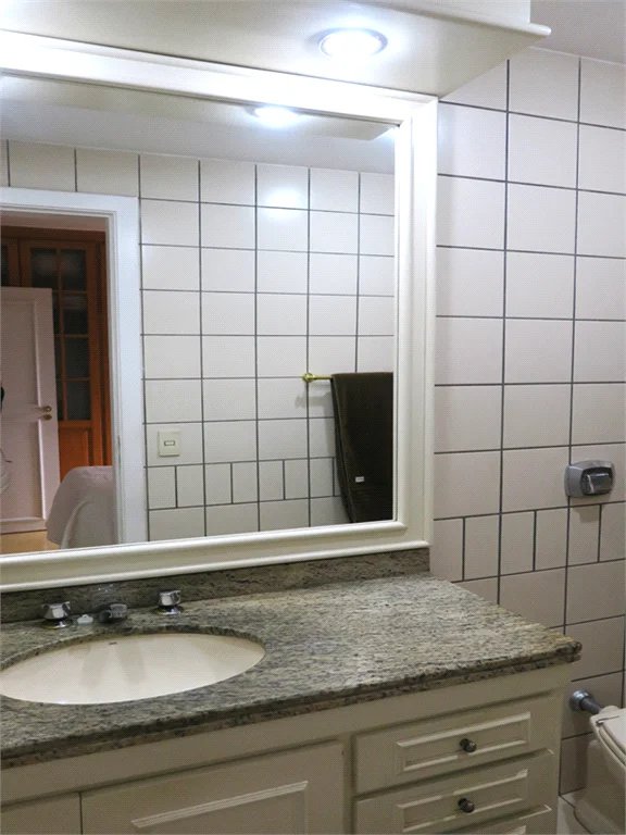 Apartamento à venda com 3 suítes em Vila Suzana, São Paulo, SP