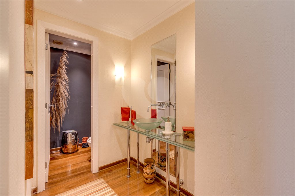 Apartamento à venda com 4 suítes em Jardim Marajoara, São Paulo, SP