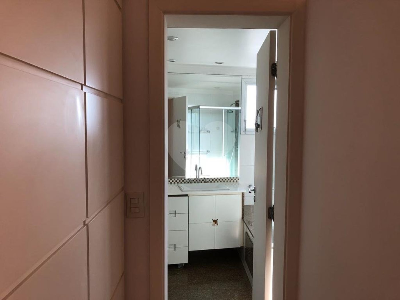 Apartamento à venda com 3 suítes em Vila Suzana, São Paulo, SP