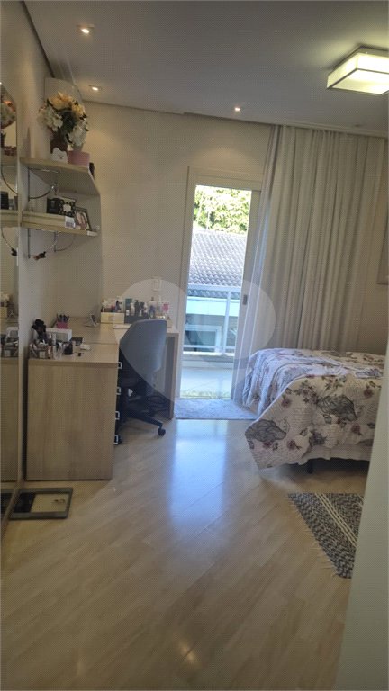Sobrado à venda com 3 quartos, sendo 1 suíte, em Tremembé, São Paulo, SP