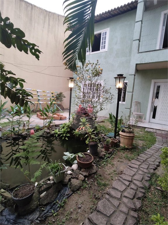 Duplex à venda com 3 quartos, sendo 1 suíte, em Santíssimo, Rio de Janeiro, RJ