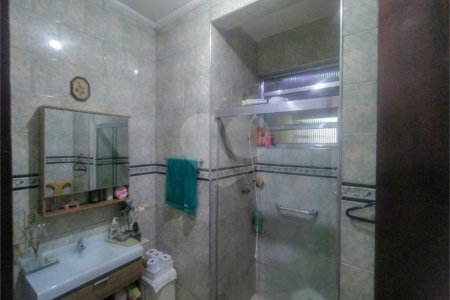 Casa à venda com 10 quartos, sendo 1 suíte, em Santa Teresinha, São Paulo, SP