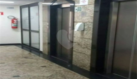 Apartamento à venda com 3 quartos, sendo 1 suíte,  em Vila Vermelha, São Paulo, SP