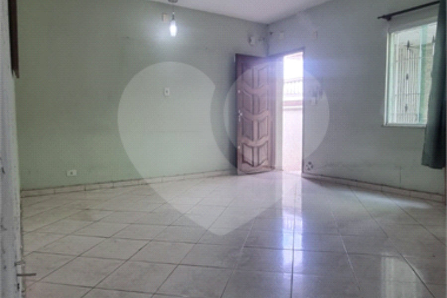 Sobrado à venda com 3 quartos em Vila Gustavo, São Paulo, SP