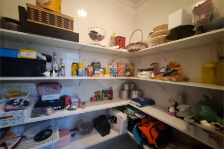 Sobrado à venda com 3 quartos, sendo 1 suíte,  em Vila Trujillo, Sorocaba, SP