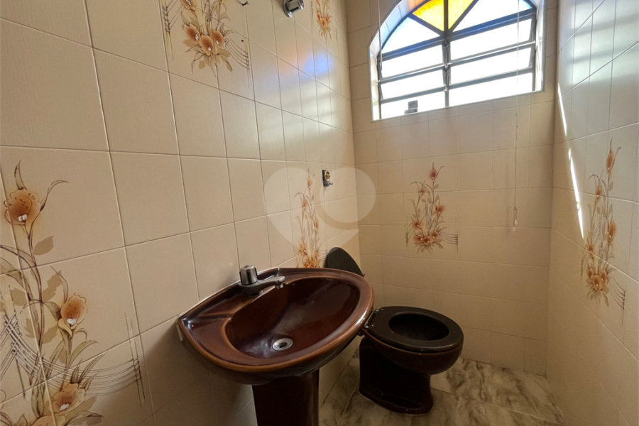 Sobrado à venda com 4 quartos, sendo 3 suítes, em Palmas do Tremembé, São Paulo, SP