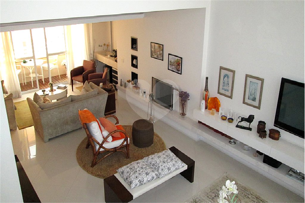 Apartamento à venda com 4 suítes em Vila Suzana, São Paulo, SP