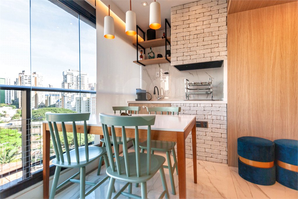 Apartamento à venda com 2 quartos, sendo 1 suíte, em Vila Mariana, São Paulo, SP