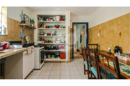 Prédio à venda com 5 quartos em Santa Teresinha, São Paulo, SP