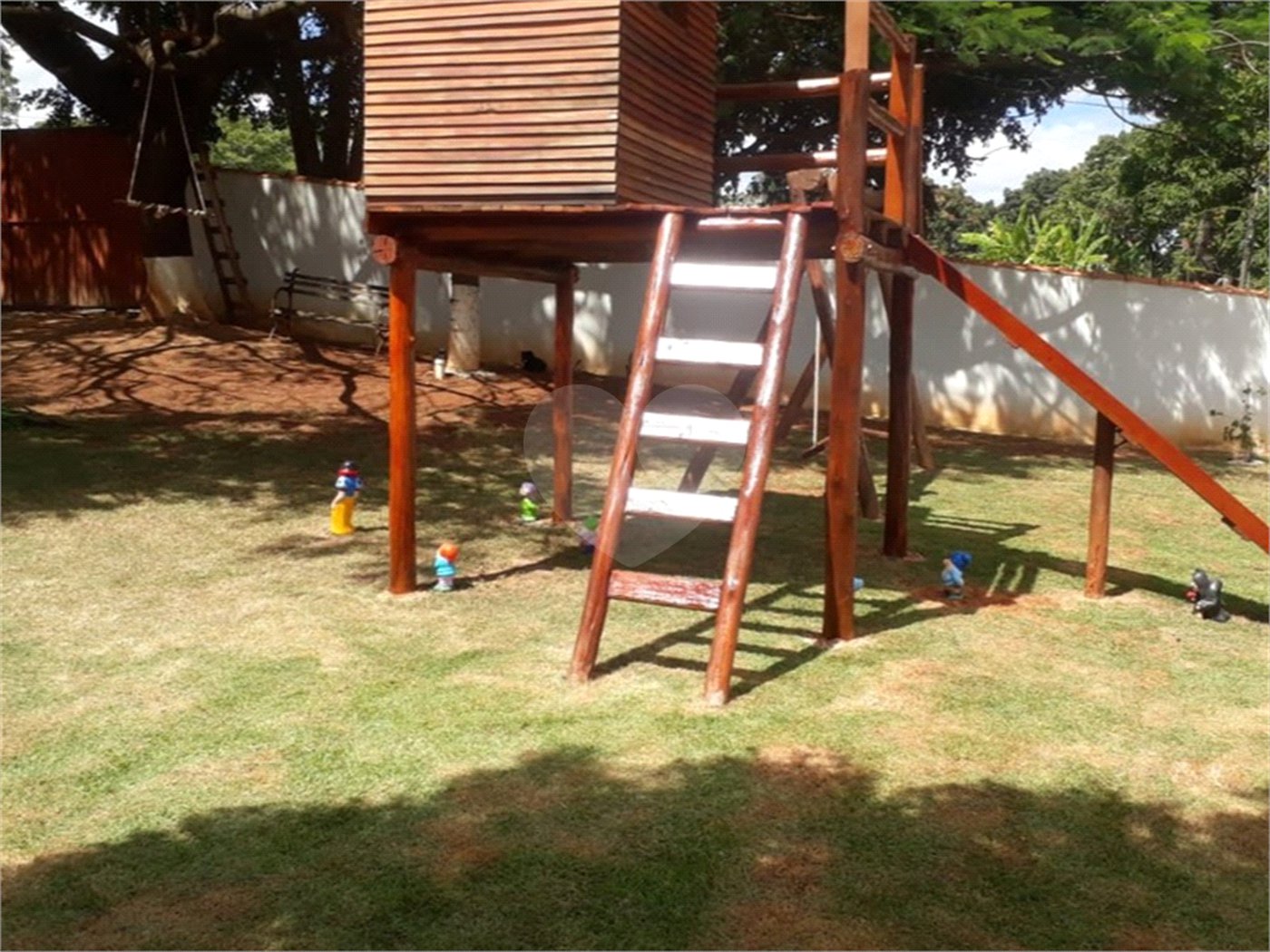 Chácara à venda com 3 quartos, sendo 2 suítes,  em Jardim Mirantes de Ipanema, Araçoiaba da Serra, SP