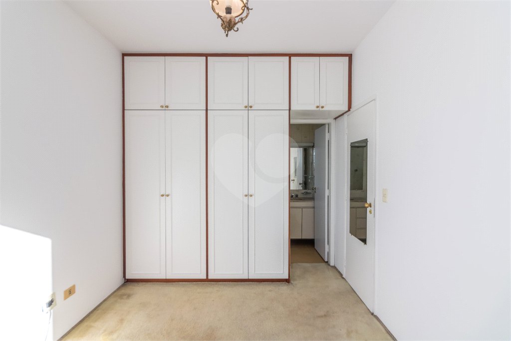 Apartamento à venda com 2 quartos, sendo 1 suíte,  em Itaim Bibi, São Paulo, SP