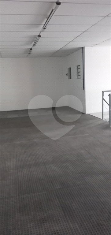 Salão à venda ou para alugar com 4 quartos em Santana, São Paulo, SP