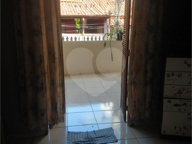 Sobrado à venda com 2 quartos em Tremembé, São Paulo, SP