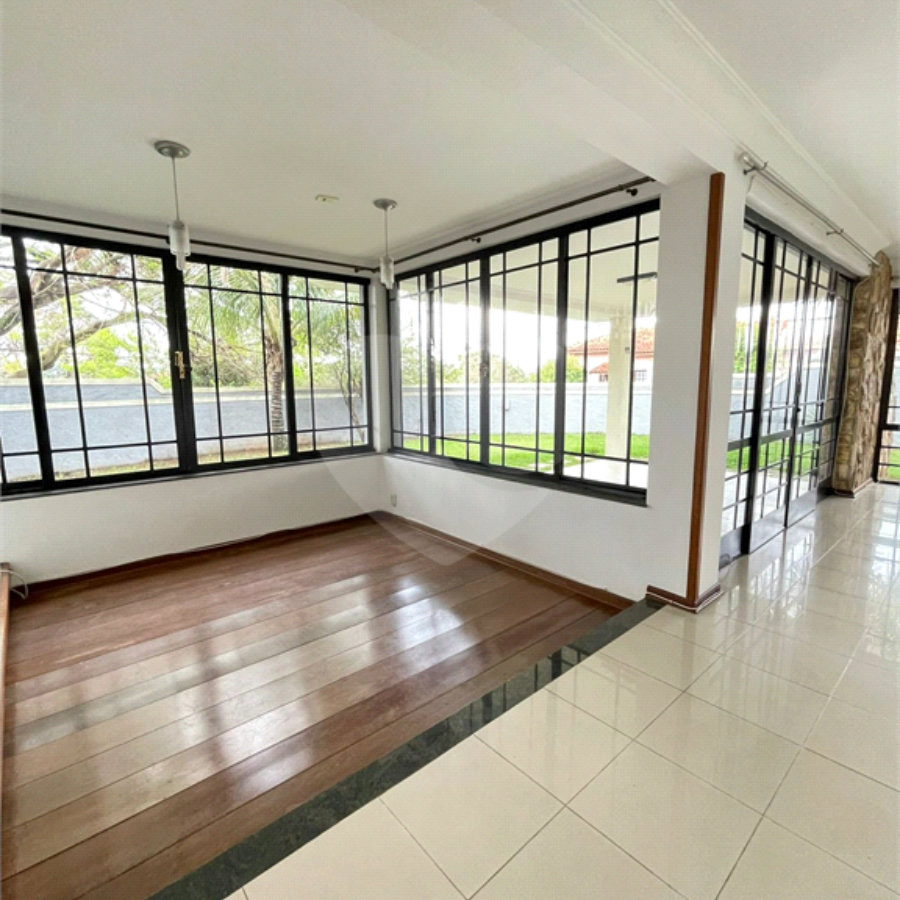 Casa à venda com 3 quartos, sendo 1 suíte, em Jardim Tapajós, Atibaia, SP