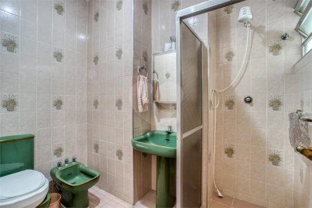 Casa de Vila à venda com 4 quartos, sendo 2 suítes, em Granja Julieta, São Paulo, SP