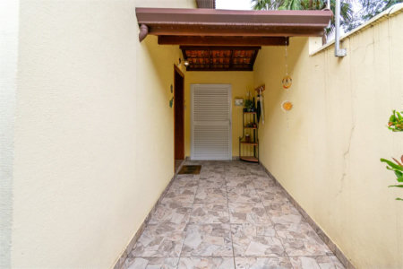 Casa à venda com 3 quartos, sendo 1 suíte,  em Vila Cordeiro, São Paulo, SP