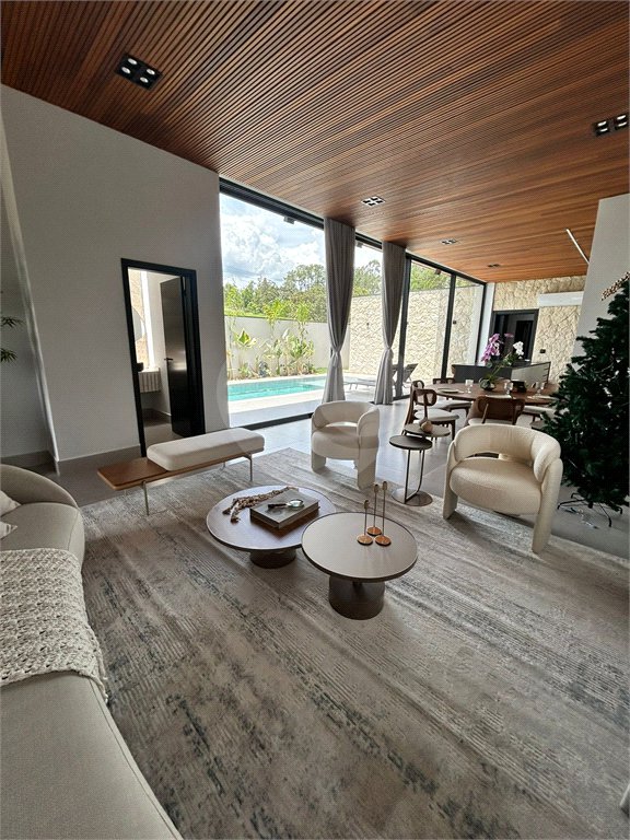 Casa à venda com 3 suítes no condomínio Villas do Golf, Itu - SP