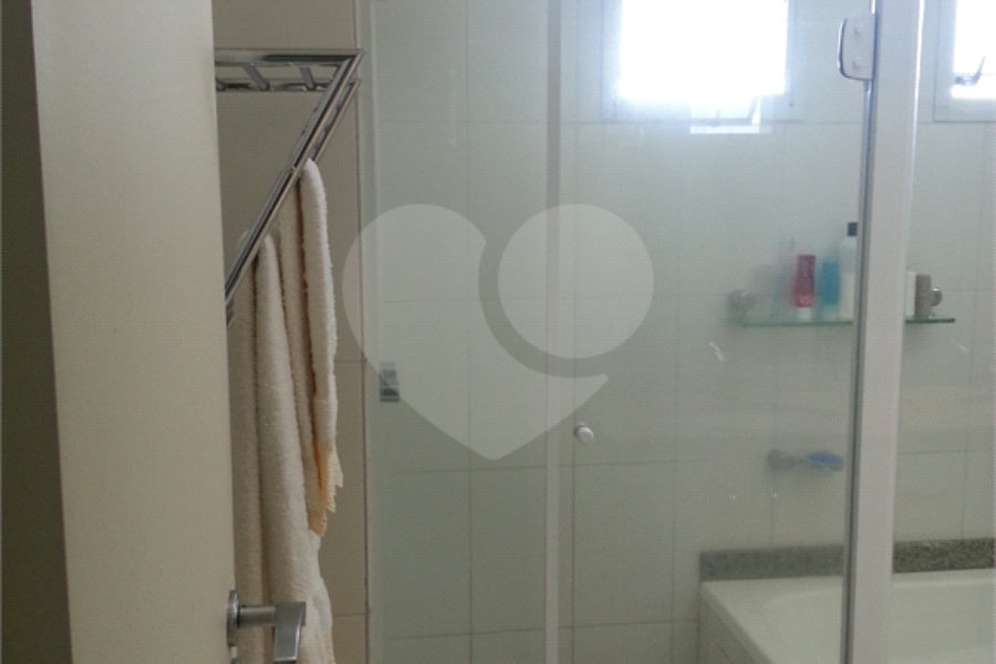 Cobertura à venda com 3 quartos, sendo 1 suíte,  em Lapa, São Paulo, SP