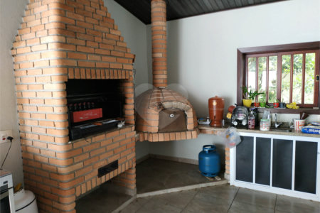 Casa à venda com 6 quartos, sendo 5 suítes, no condomínio Ibiti do Paço, Sorocaba - SP