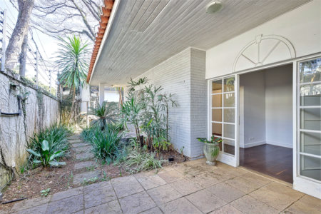 Casa à venda com 3 quartos, sendo 1 suíte, em Brooklin, São Paulo, SP