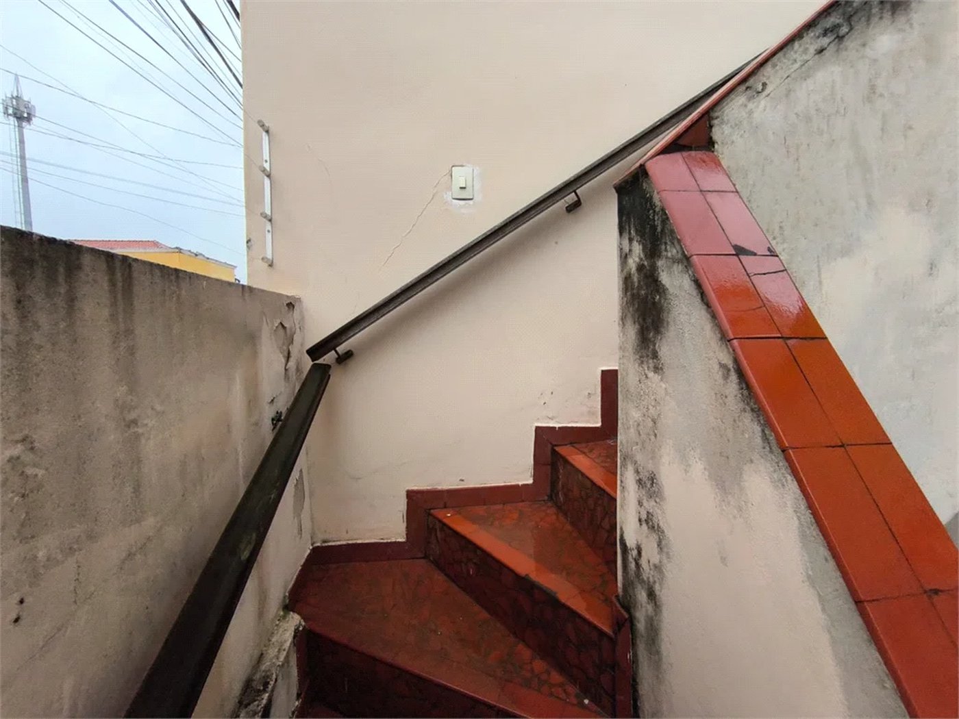 Sobrado à venda com 5 quartos, sendo 1 suíte, em Jardim Trussardi, São Paulo, SP