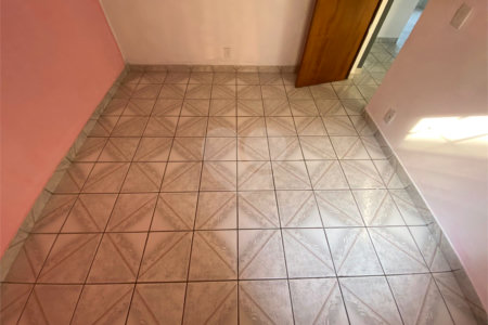 Apartamento para alugar com 2 quartos em Jardim Adriane, Itaquaquecetuba, SP