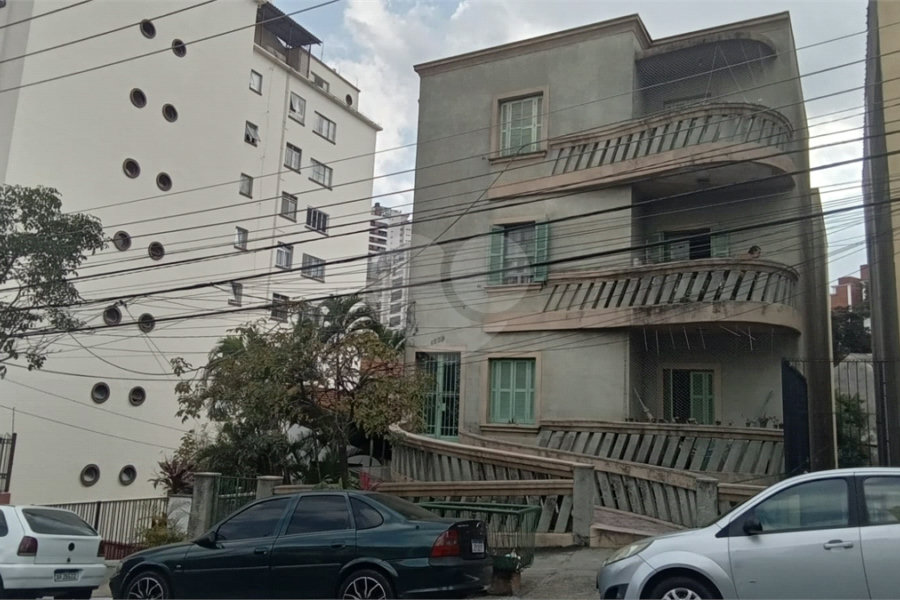 Prédio à venda em Santana, São Paulo, SP