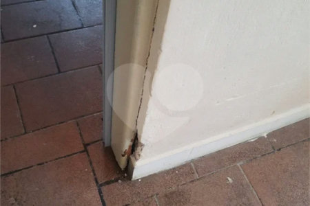 Jardim Morada do Sol- casa de vila- frente- sem vaga de garagem,(garagem pra moto,) - 1 dormitório, wc, cozinha, lavanderia - R$ 1000,00- com iptu- aceita 03 caução, fiador, 08 titulo de capitalização, obs - água e energia compartilhada, Ótima localização, próxima ao distrito i